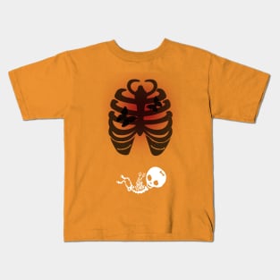 halloween maternity t-shirt Kids T-Shirt